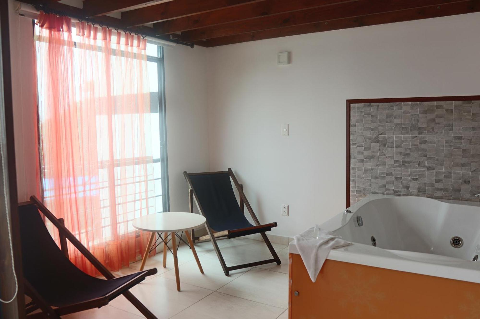 Hotel Syvanna Wellness And Spa Cerritos Екстериор снимка