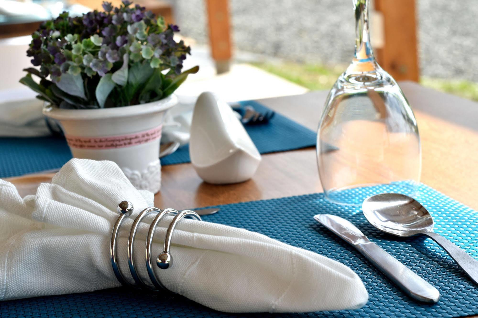 Hotel Syvanna Wellness And Spa Cerritos Екстериор снимка
