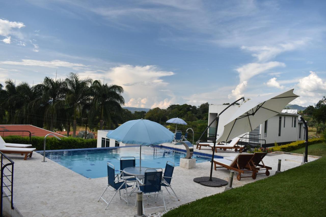 Hotel Syvanna Wellness And Spa Cerritos Екстериор снимка